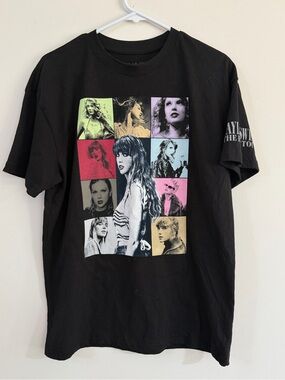 Taylor Swift Small The Eras Tour Black US Tour Dates T-Shirt Official
